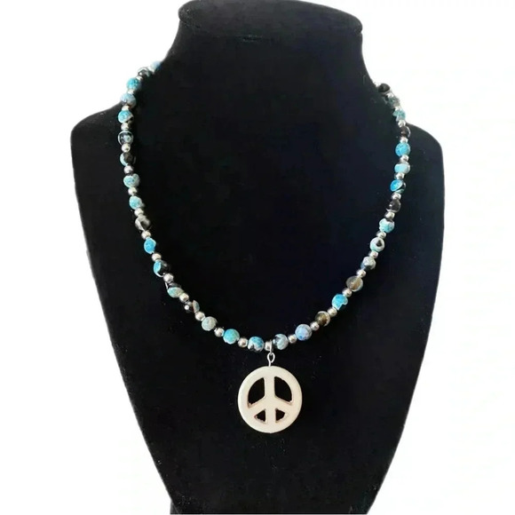 Handmade Beaded Hippie Necklace Ocean Blue Agate Stone Boho Peace Pendant 17” - Picture 2 of 6